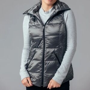 Anorak Short Metallic Down Vest Hood in Sterling Grey Winter Ski Snow Apres